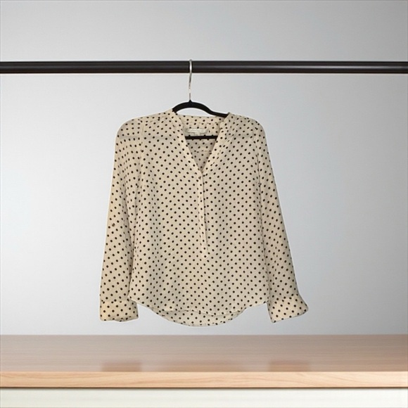 LC Lauren Conrad Cream/Black Polka Dot Blouse long sleeve V Neck size XS - Picture 1 of 4